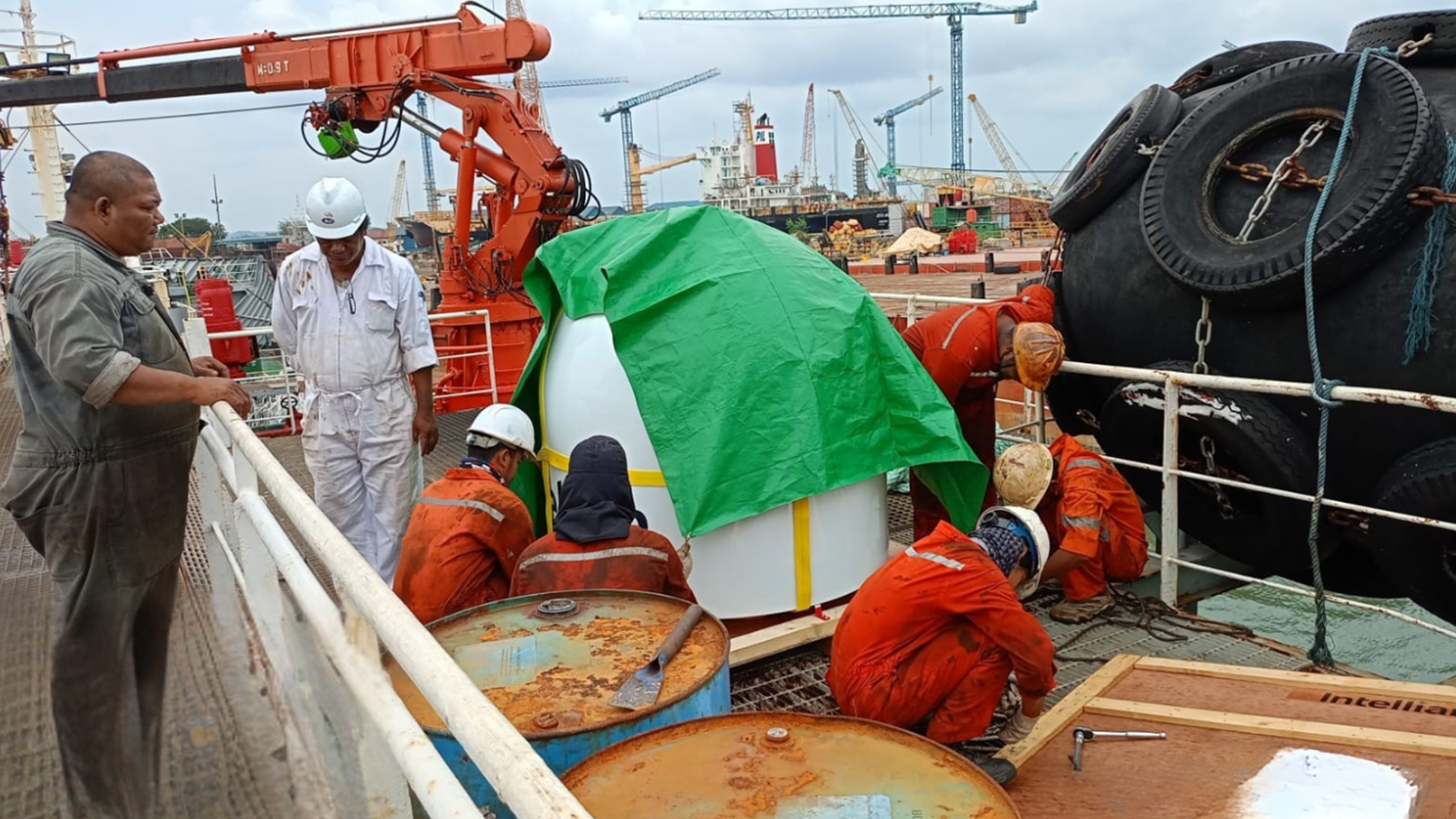 Layanan Maritim VSAT untuk Kapal dan Armada Laut